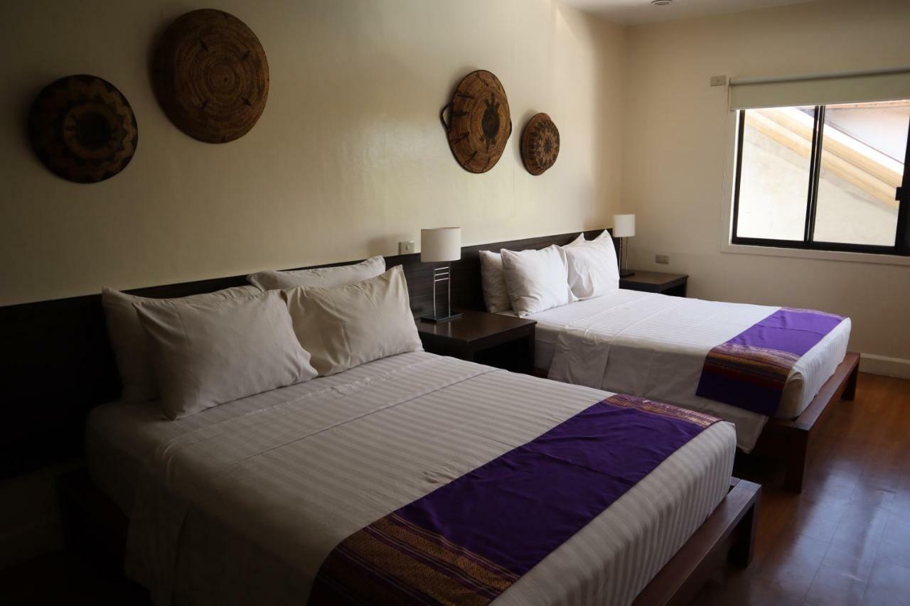 Domicilio Lorenzo Davao City Exteriör bild