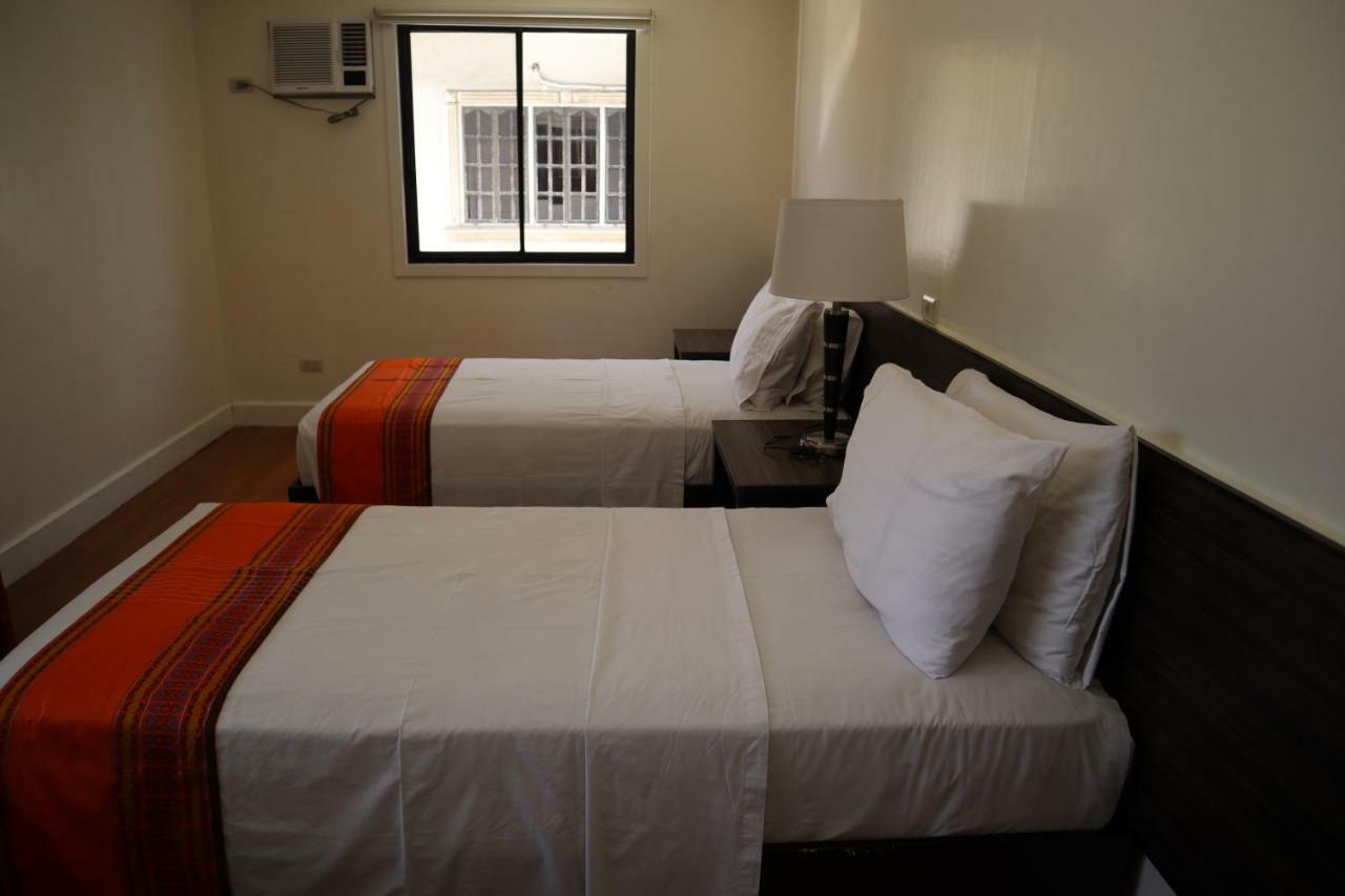 Domicilio Lorenzo Davao City Exteriör bild