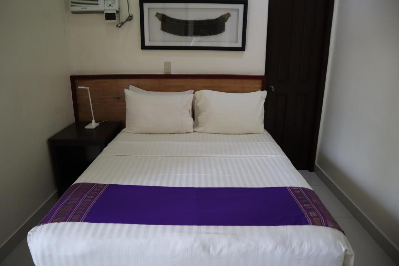 Domicilio Lorenzo Davao City Exteriör bild
